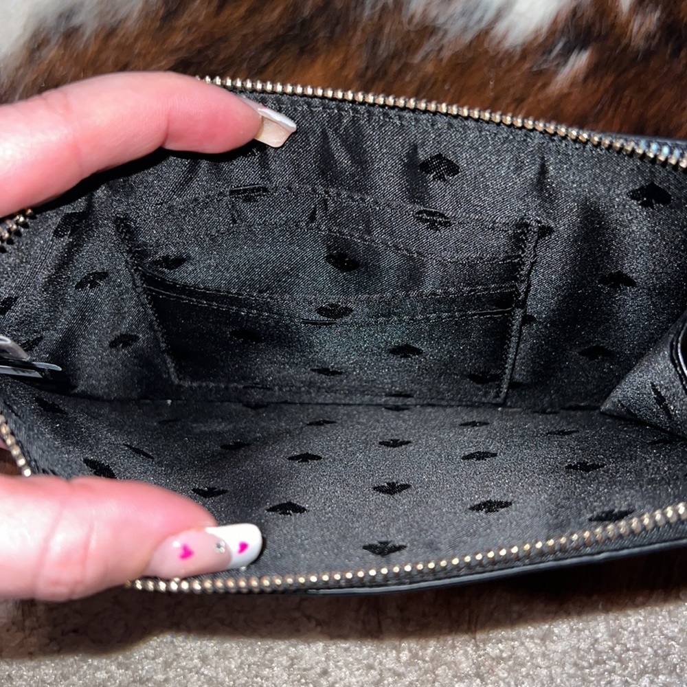 Kate Spade Wristlet - Picture 3 of 4